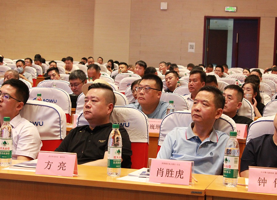 �ڲ���������Ϊ��,רҵ����