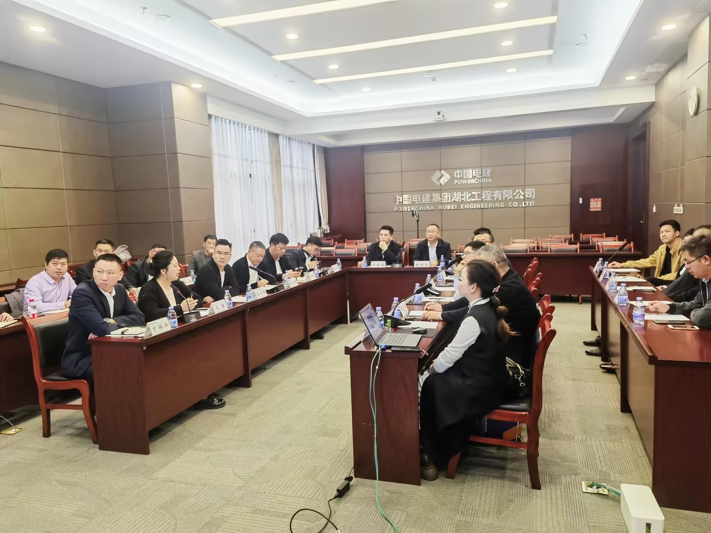 �ڲ���������Ϊ��,רҵ����